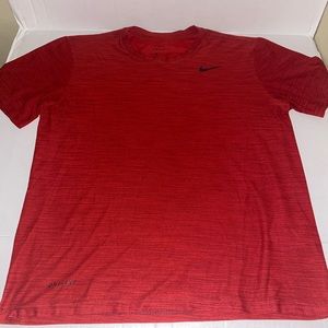 Nike t shirt